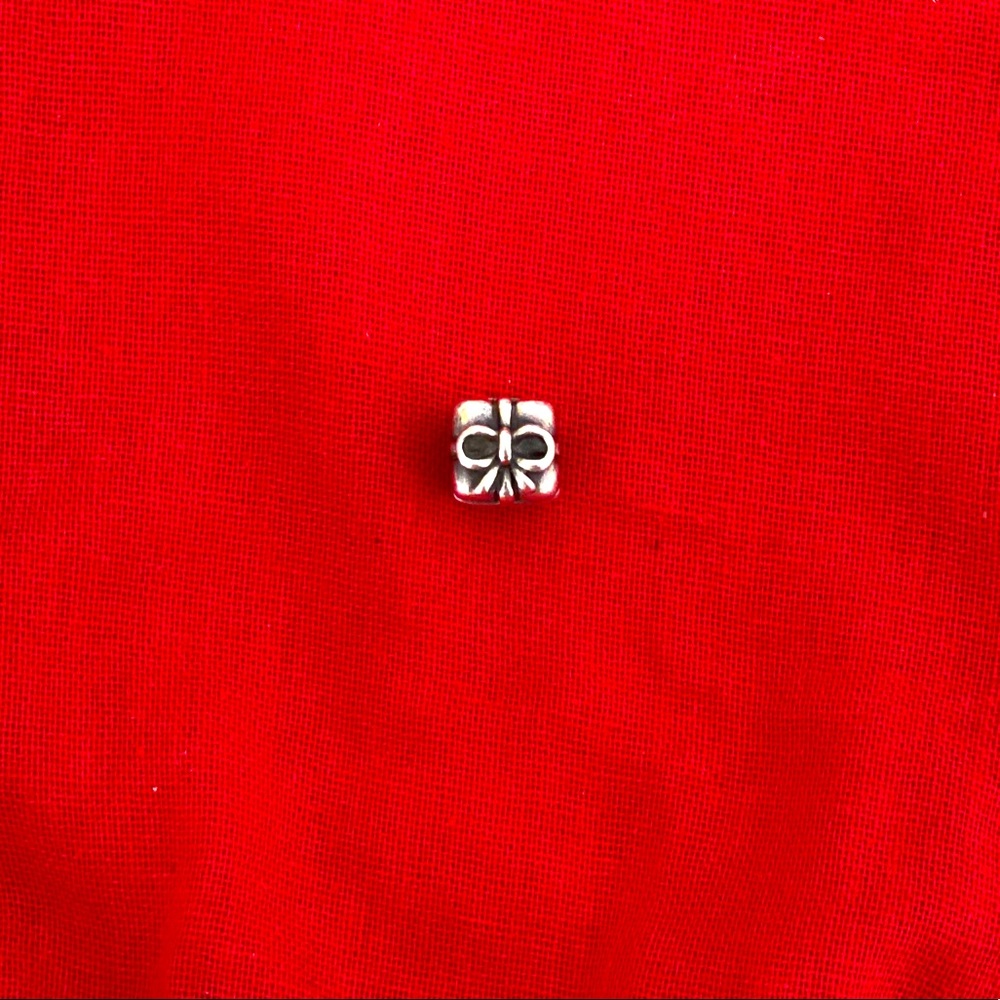 Gift Pandora Charm
